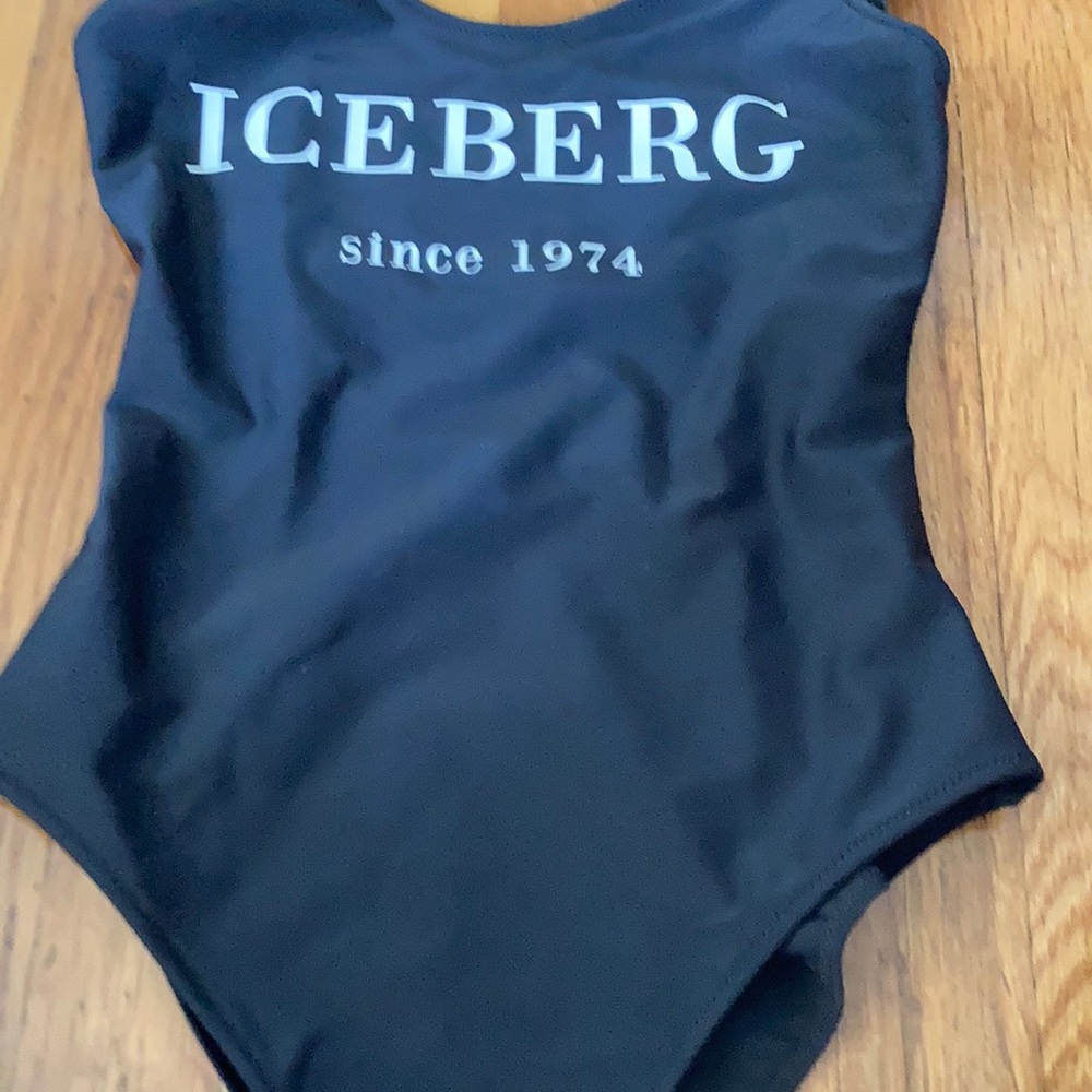 Swimwear iceberg